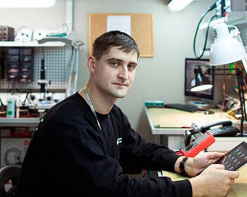 Мастер сервисного центра по ремонту техники Amana